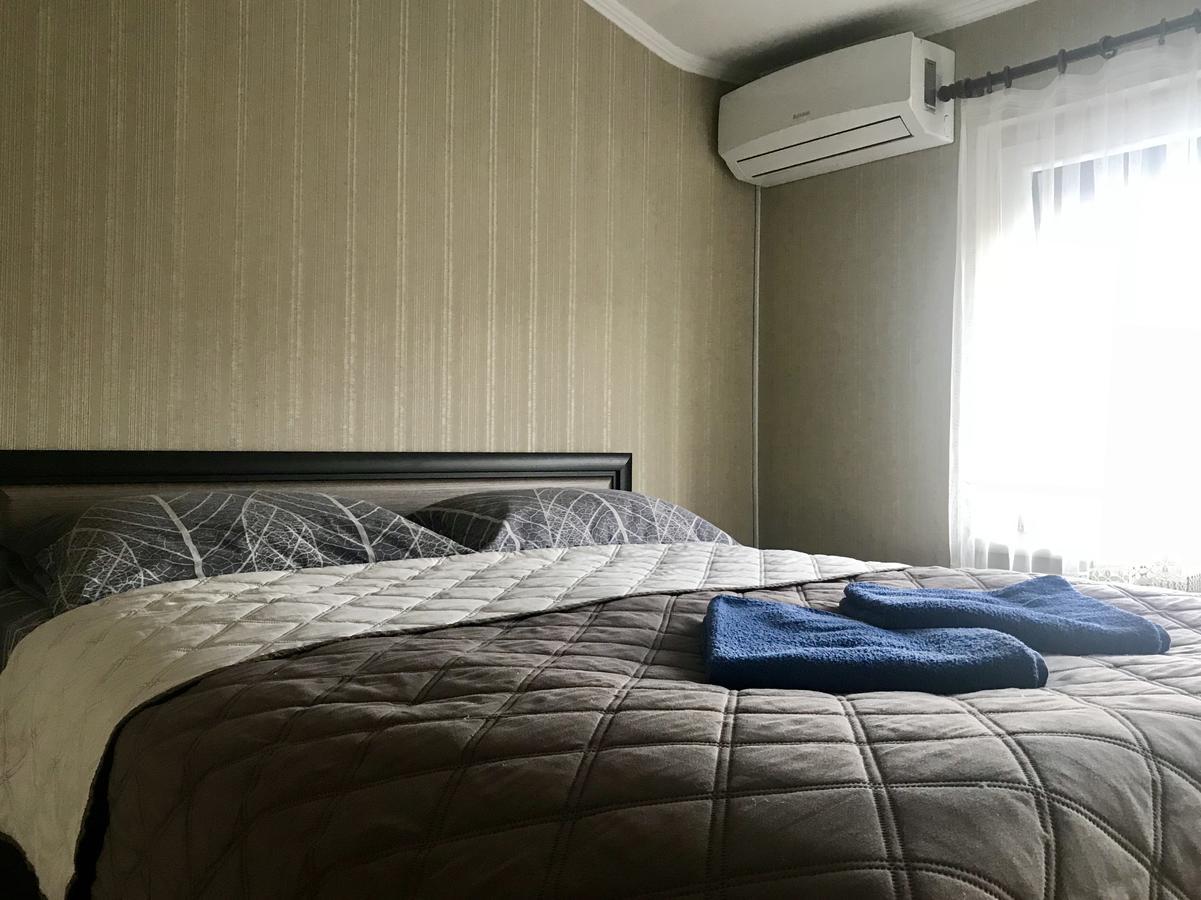 Panoramic View Top Floor Apartment In The City Center Мукачево Экстерьер фото
